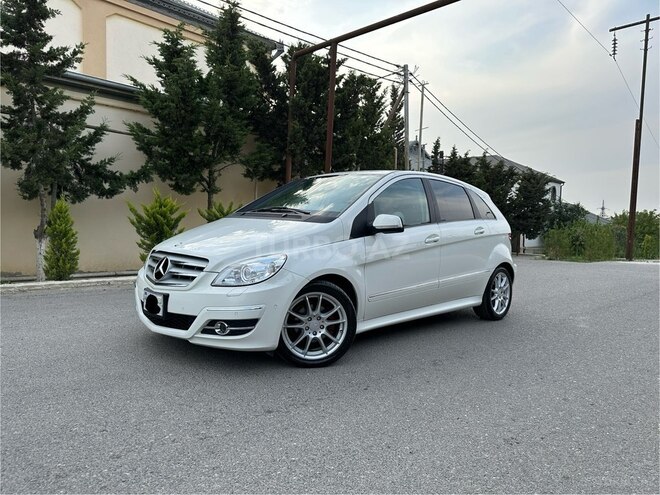 Mercedes B 170 2008, 110,000 km - 1.7 л - Bakı