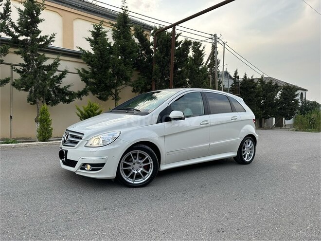 Mercedes B 170 2008, 110,000 km - 1.7 л - Bakı