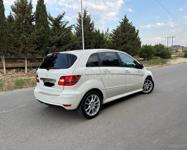 Mercedes B 170 2008, 110,000 km - 1.7 л - Bakı