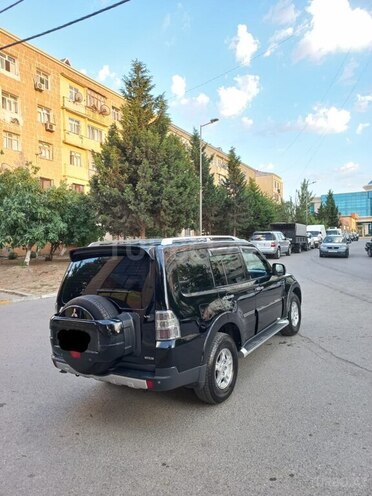 Mitsubishi Pajero 2007, 280,000 km - 3.0 l - Xırdalan