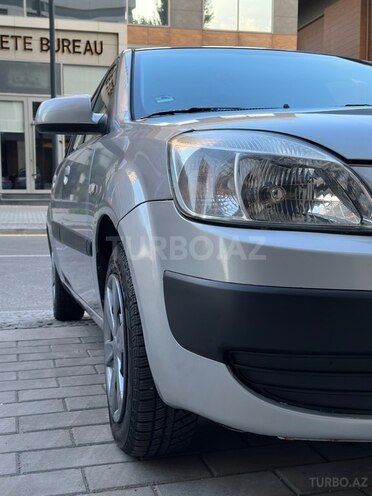 Kia Rio 2005, 240,000 km - 1.4 l - Bakı
