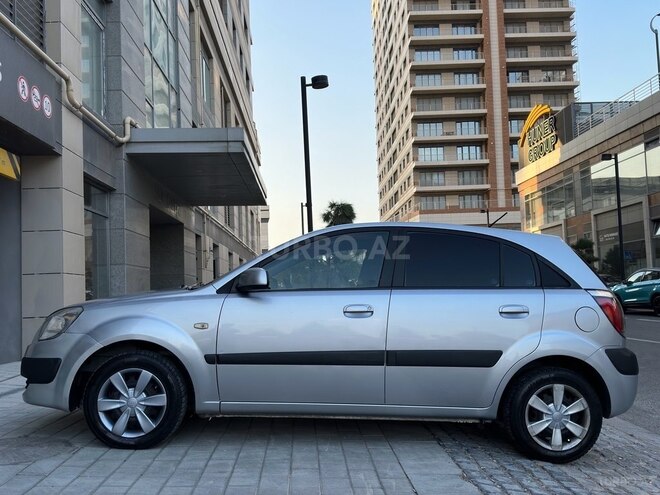 Kia Rio 2005, 240,000 km - 1.4 l - Bakı
