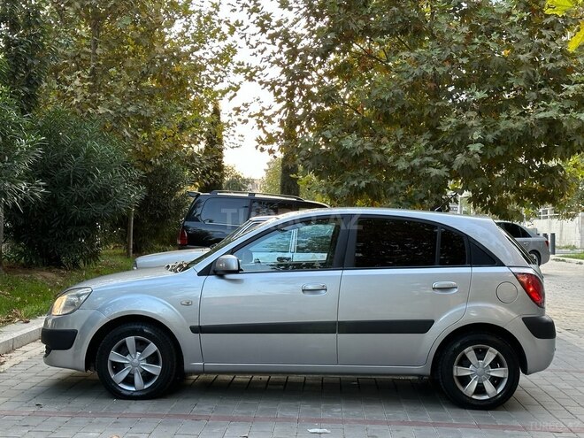 Kia Rio 2005, 240,000 km - 1.4 l - Bakı
