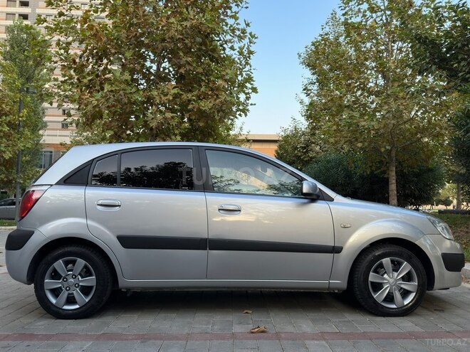 Kia Rio 2005, 240,000 km - 1.4 l - Bakı