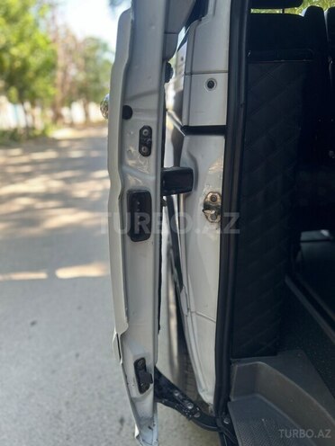 Mercedes Vito 111 2010, 327,564 km - 2.2 l - Şirvan