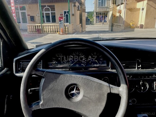 Mercedes 190 1993, 276,000 km - 2.0 l - Gəncə