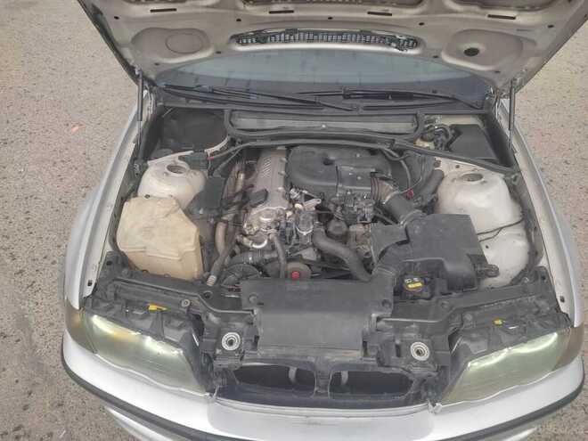 BMW 318 1999, 345,000 km - 1.9 l - Bakı
