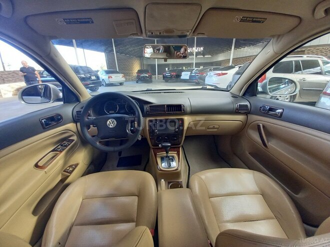 Volkswagen Passat 2004, 202,400 km - 1.8 l - Gəncə