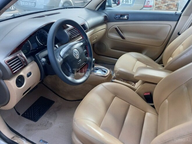Volkswagen Passat 2004, 202,400 km - 1.8 l - Gəncə