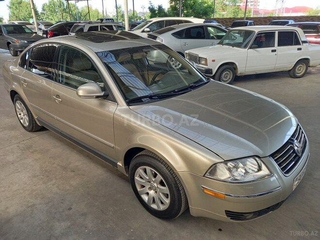 Volkswagen Passat 2004, 202,400 km - 1.8 l - Gəncə