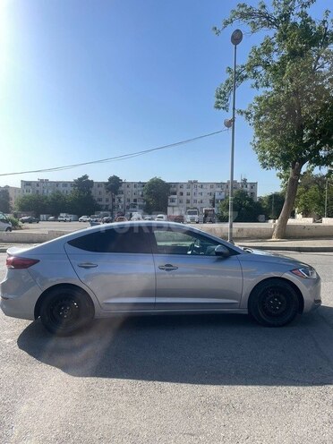 Hyundai Elantra 2017, 144,841 km - 2.0 l - Bakı