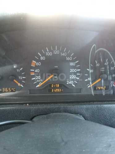 Mercedes C 200 1997, 312,931 km - 2.0 l - Bakı