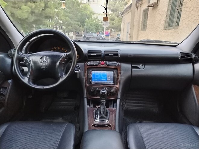 Mercedes C 240 2001, 325,000 km - 2.4 l - Sumqayıt