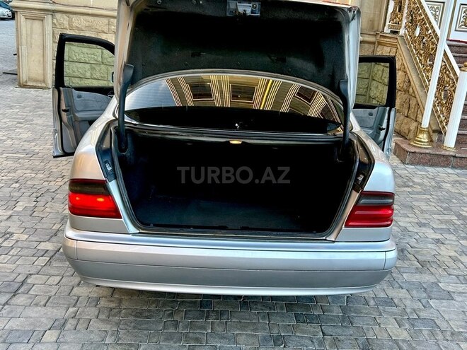 Mercedes E 280 1997, 350,000 km - 2.8 l - Bakı