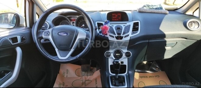 Ford Fiesta 2012, 129,000 km - 1.4 l - Bakı