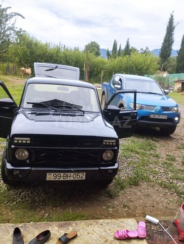 LADA (VAZ) Niva 2014, 110,000 km - 1.7 л - Astara