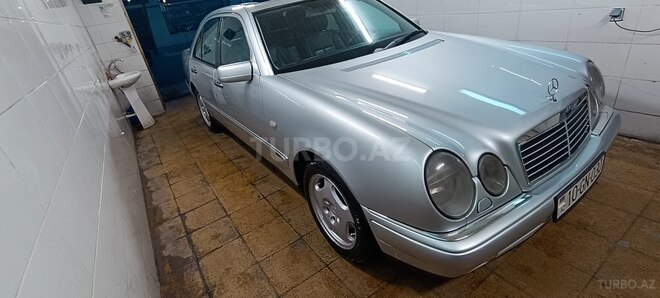 Mercedes E 300 1999, 320,000 km - 3.0 л - Bakı