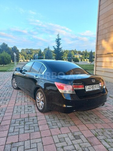 Honda Accord 2012, 271,000 km - 2.4 л - Quba