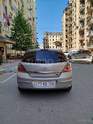 Opel Astra 2009, 240,000 km - 1.3 l - Bakı