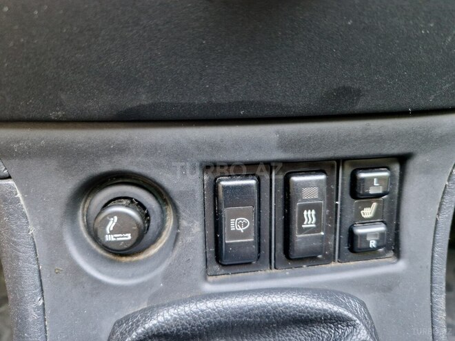 Toyota Corolla 2006, 280,000 km - 1.4 l - Bakı