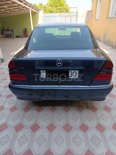 Mercedes C 180 1997, 396,505 km - 1.8 l - Qazax