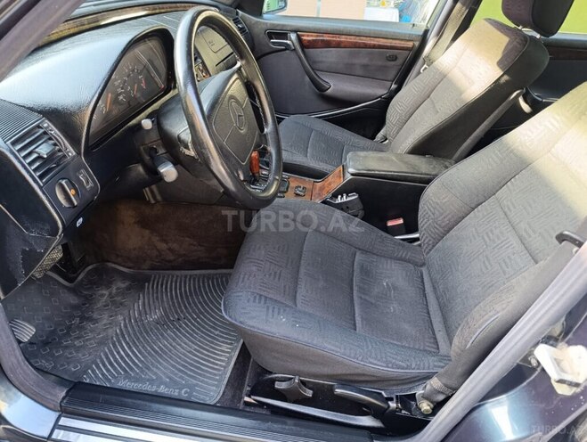 Mercedes C 180 1997, 396,505 km - 1.8 l - Qazax
