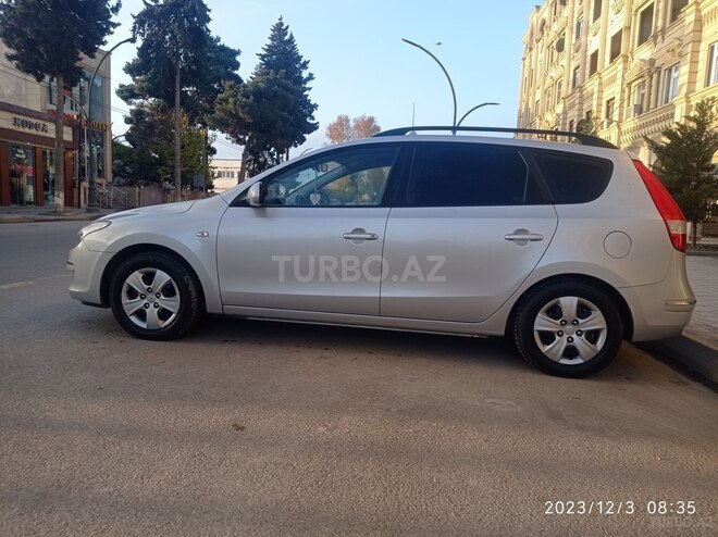 Hyundai i30 2009, 261,000 km - 1.4 l - Xaçmaz