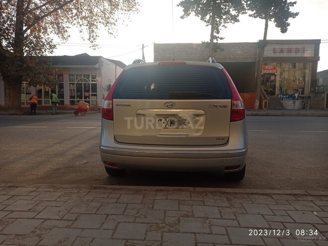 Hyundai i30 2009, 261,000 km - 1.4 l - Xaçmaz
