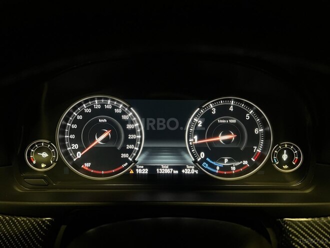 BMW 520 2016, 83,000 km - 2.0 л - Gəncə