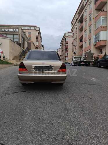 Mercedes C 180 2000, 376,000 km - 1.8 l - Bakı