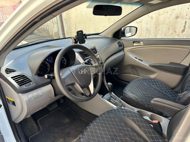 Hyundai Accent 2015, 113,000 km - 1.6 l - Bakı