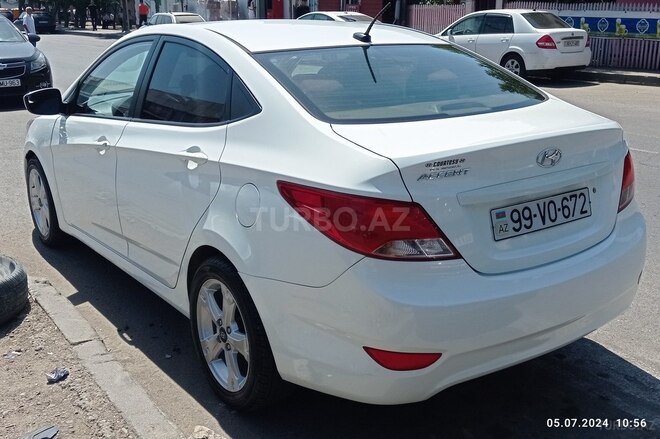 Hyundai Accent 2015, 113,000 km - 1.6 l - Bakı