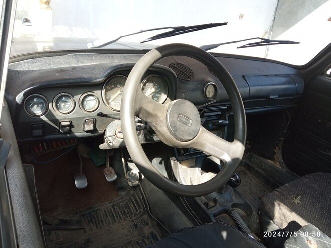 LADA (VAZ) 2106 1980, 200,000 km - 1.5 l - Bakı