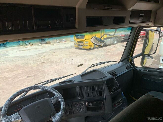 Volvo FH 460 2011, 1,120,000 km - 13.0 l - Bakı