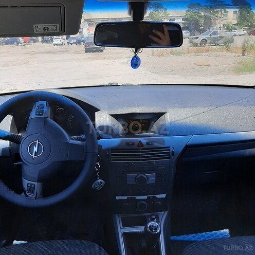 Opel Astra 2004, 350,000 km - 1.6 l - Bakı
