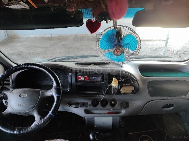 Ford Transit 1994, 500,000 km - 2.5 l - Salyan