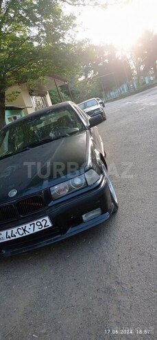 BMW 320 1992, 355,550 km - 2.0 l - Masallı
