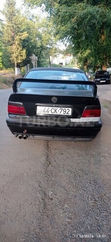BMW 320 1992, 355,550 km - 2.0 l - Masallı