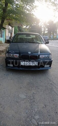 BMW 320 1992, 355,550 km - 2.0 l - Masallı
