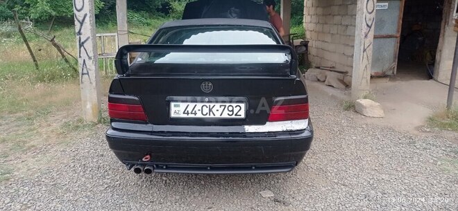 BMW 320 1992, 355,550 km - 2.0 l - Masallı