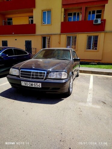 Mercedes C 220 1994, 365,000 km - 2.2 l - Sumqayıt