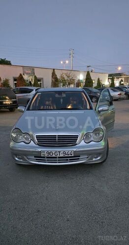 Mercedes  2005, 258,000 km - 2.6 l - Bakı