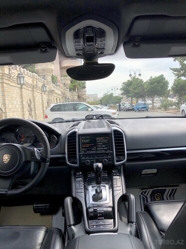 Porsche Cayenne 2011, 142,117 km - 3.6 l - Bakı