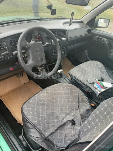 Volkswagen Golf 1995, 345,678 km - 2.0 л - Bakı