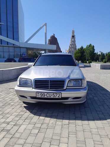 Mercedes C 200 2000, 303,620 km - 2.0 l - Xaçmaz