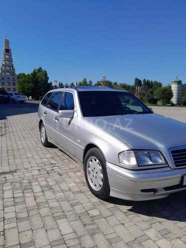 Mercedes C 200 2000, 303,620 km - 2.0 l - Xaçmaz