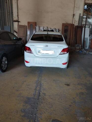 Hyundai Accent 2013, 415,000 km - 1.6 l - Bakı