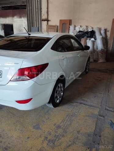 Hyundai Accent 2013, 415,000 km - 1.6 l - Bakı
