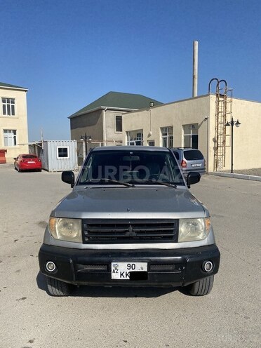 Mitsubishi Pajero io 2000, 230,000 km - 1.8 l - Bakı