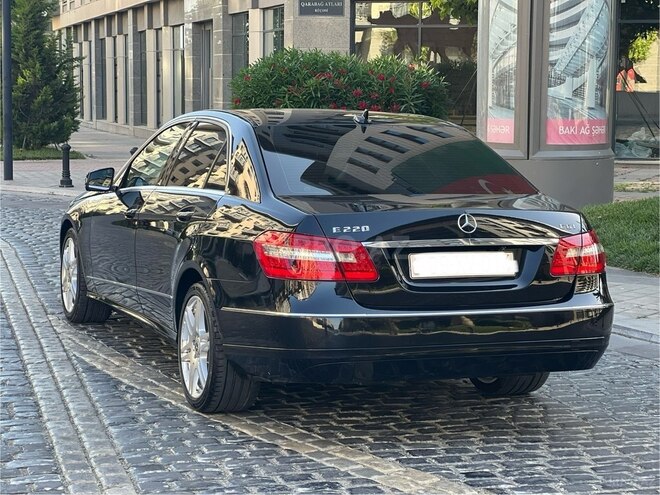Mercedes E 220 d 2011, 250,000 km - 2.2 l - Bakı